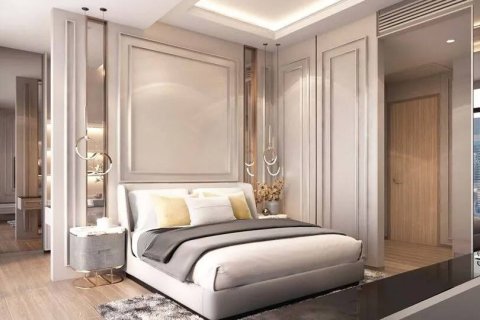 Soonthareeya Ratchadamri 13