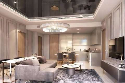 Soonthareeya Ratchadamri 15